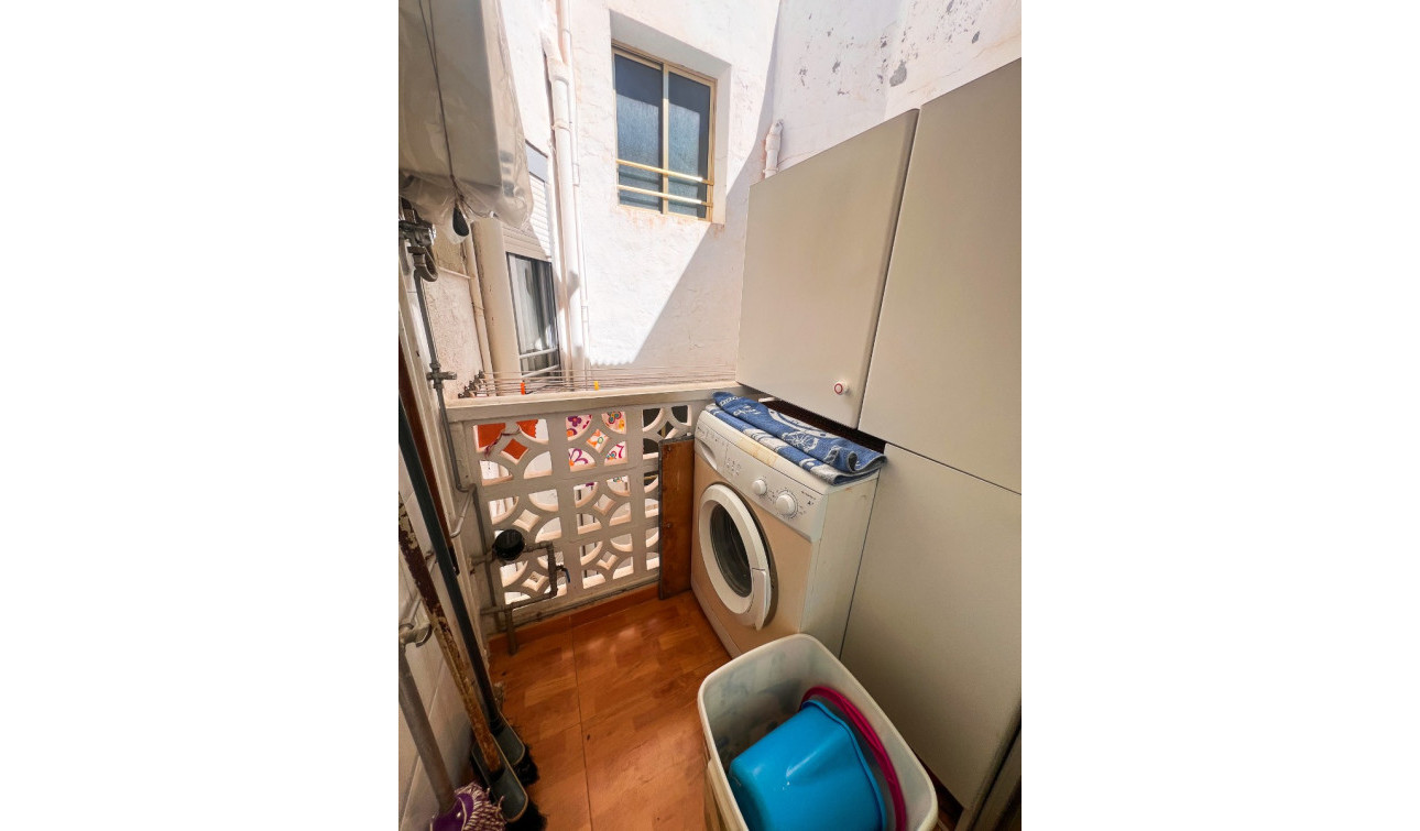 Reventa - Apartamento / Piso - Guardamar del Segura - Playa Centro Guardamar