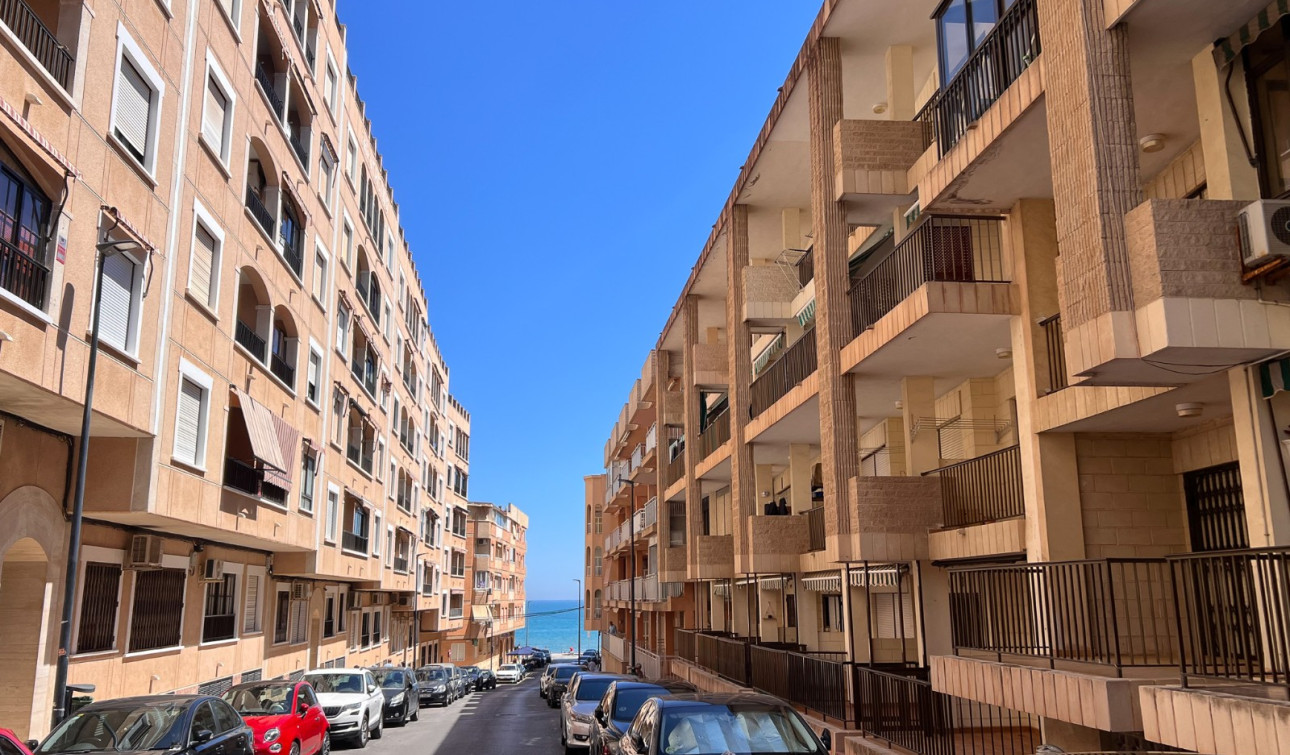 Reventa - Apartamento / Piso - Guardamar del Segura - Playa Centro Guardamar