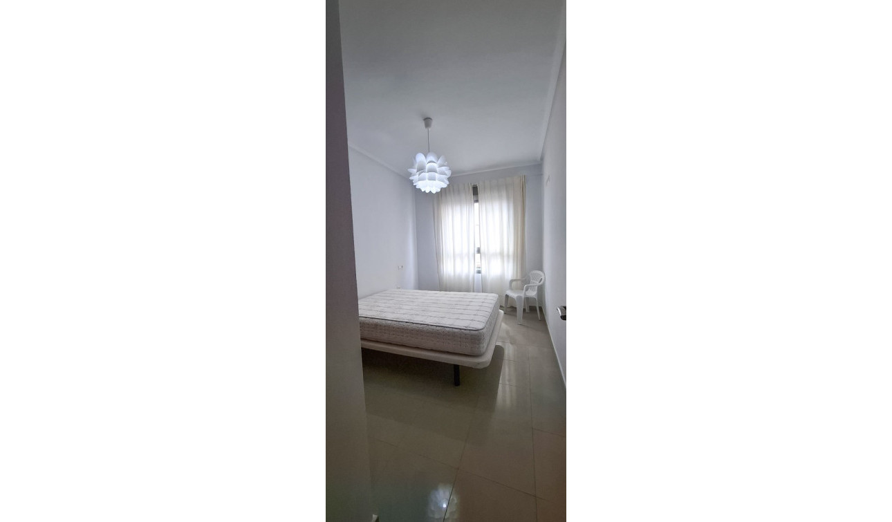 Reventa - Apartamento / Piso - Guardamar del Segura - Pueblo