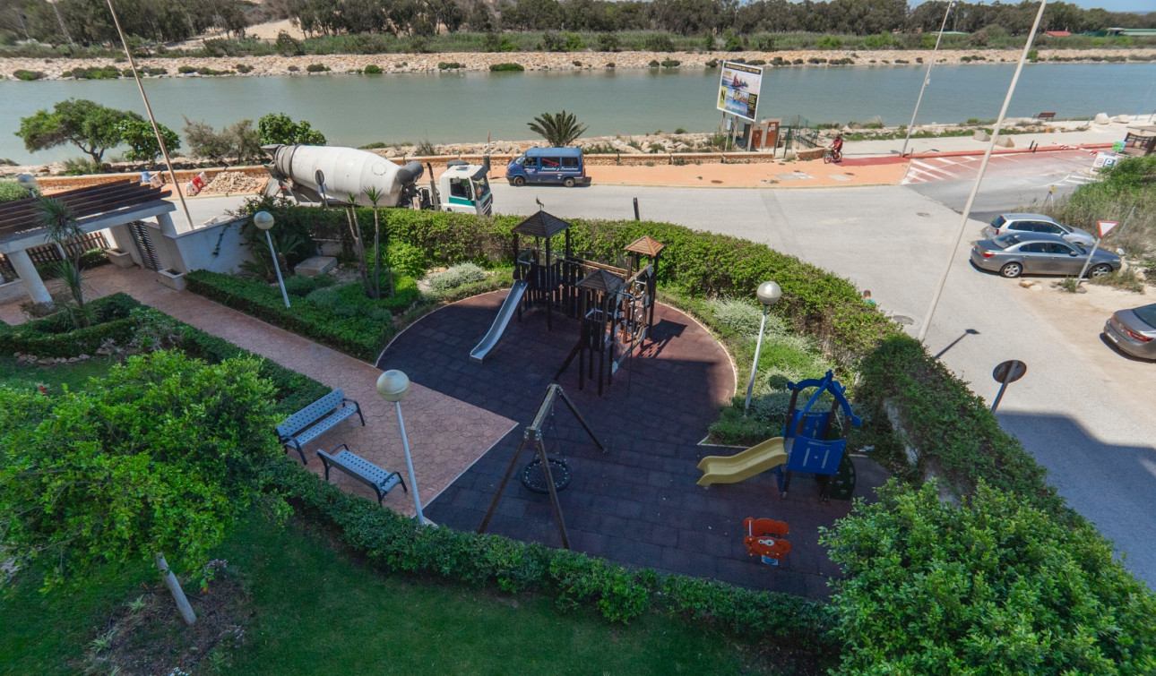 Reventa - Apartamento / Piso - Guardamar del Segura - Puerto Deportivo