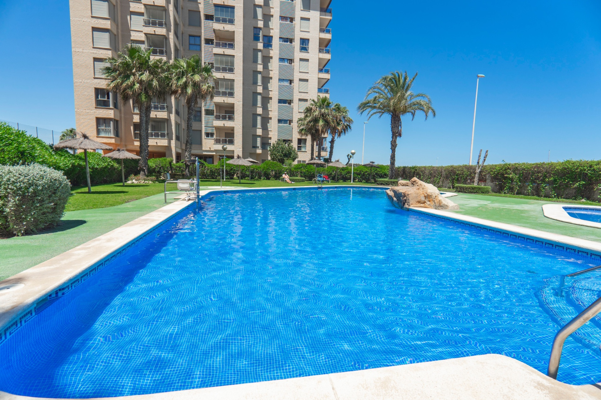 Reventa - Apartamento / Piso - Guardamar del Segura - Puerto Deportivo