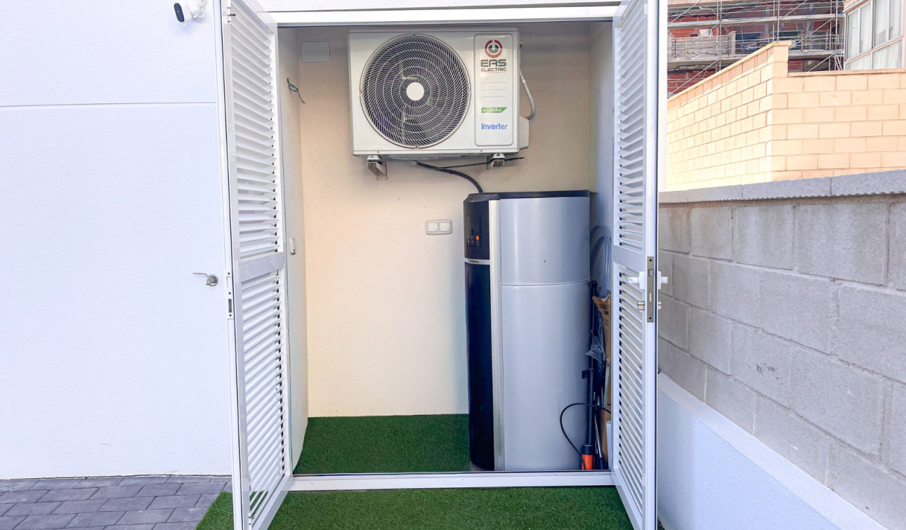 Reventa - Apartamento / Piso - Guardamar del Segura - Urbanizaciones