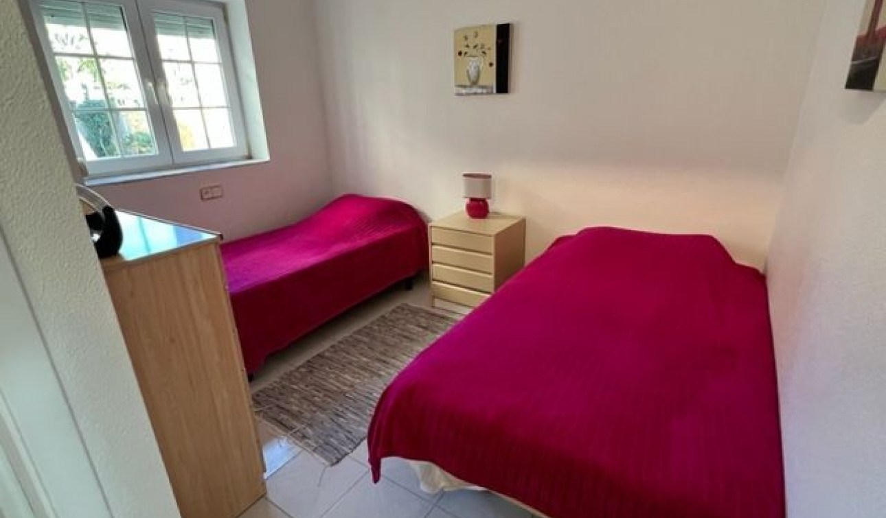 Reventa - Apartamento / Piso - Guardamar del Segura - Valencian Community