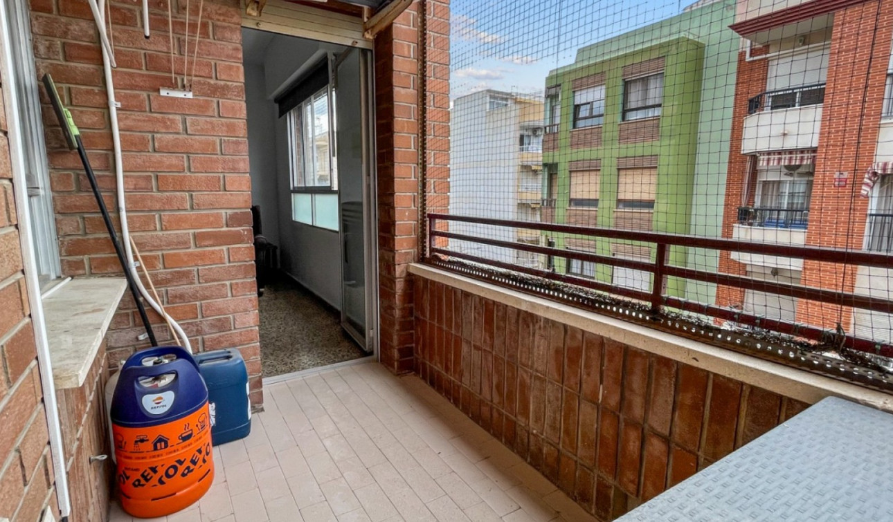 Reventa - Apartamento / Piso - Guardamar del Segura