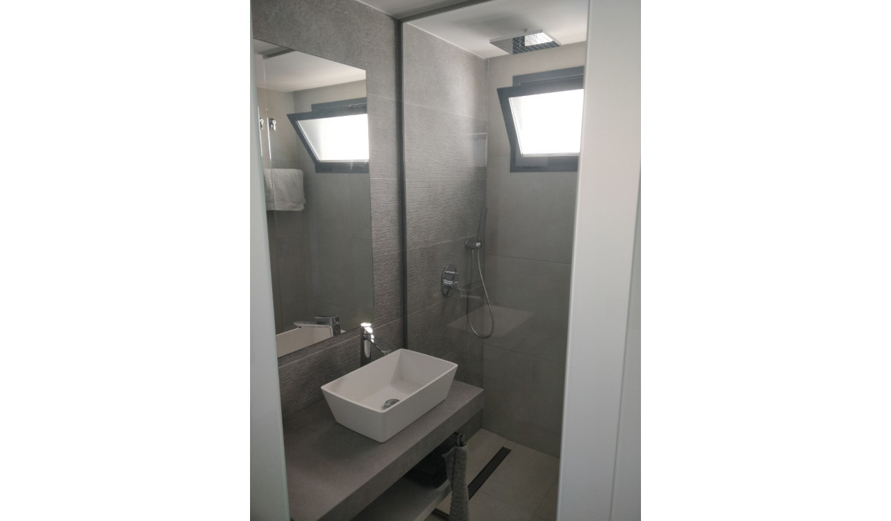 Reventa - Apartamento / Piso - Guardamar del Segura