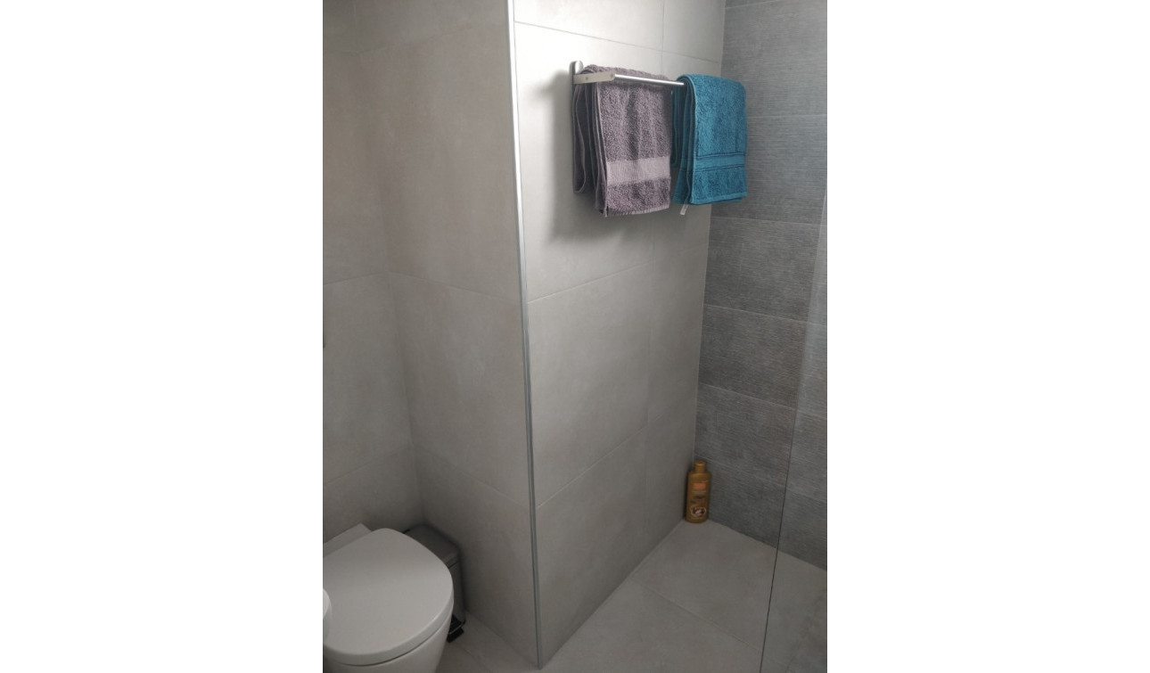 Reventa - Apartamento / Piso - Guardamar del Segura