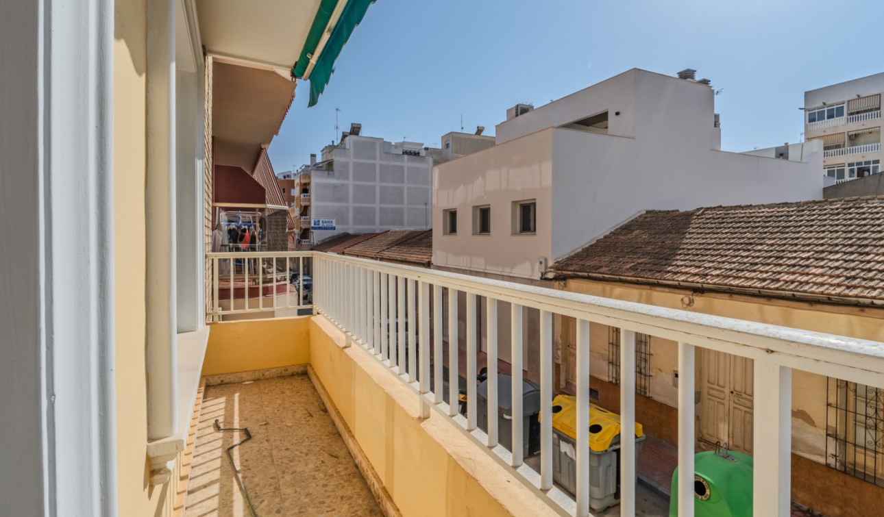 Reventa - Apartamento / Piso - Guardamar del Segura