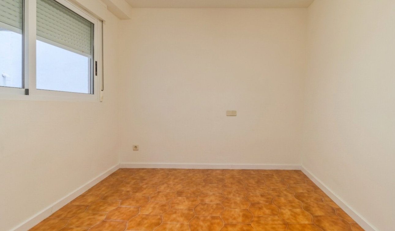 Reventa - Apartamento / Piso - Guardamar del Segura
