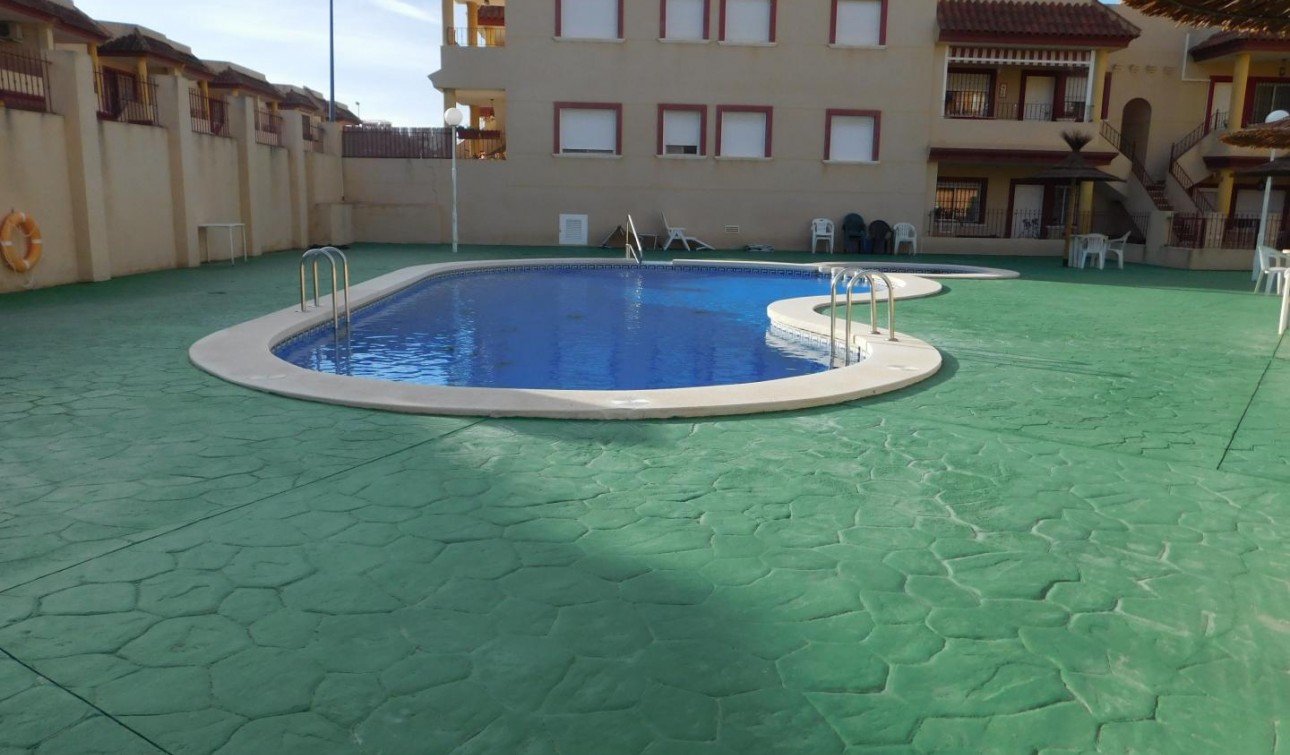 Reventa - Apartamento / Piso - Hurchillo