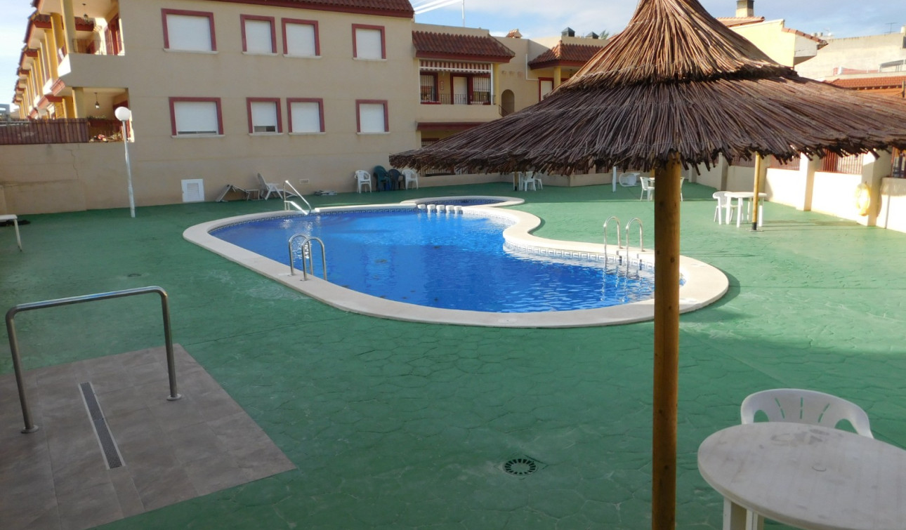 Reventa - Apartamento / Piso - Hurchillo