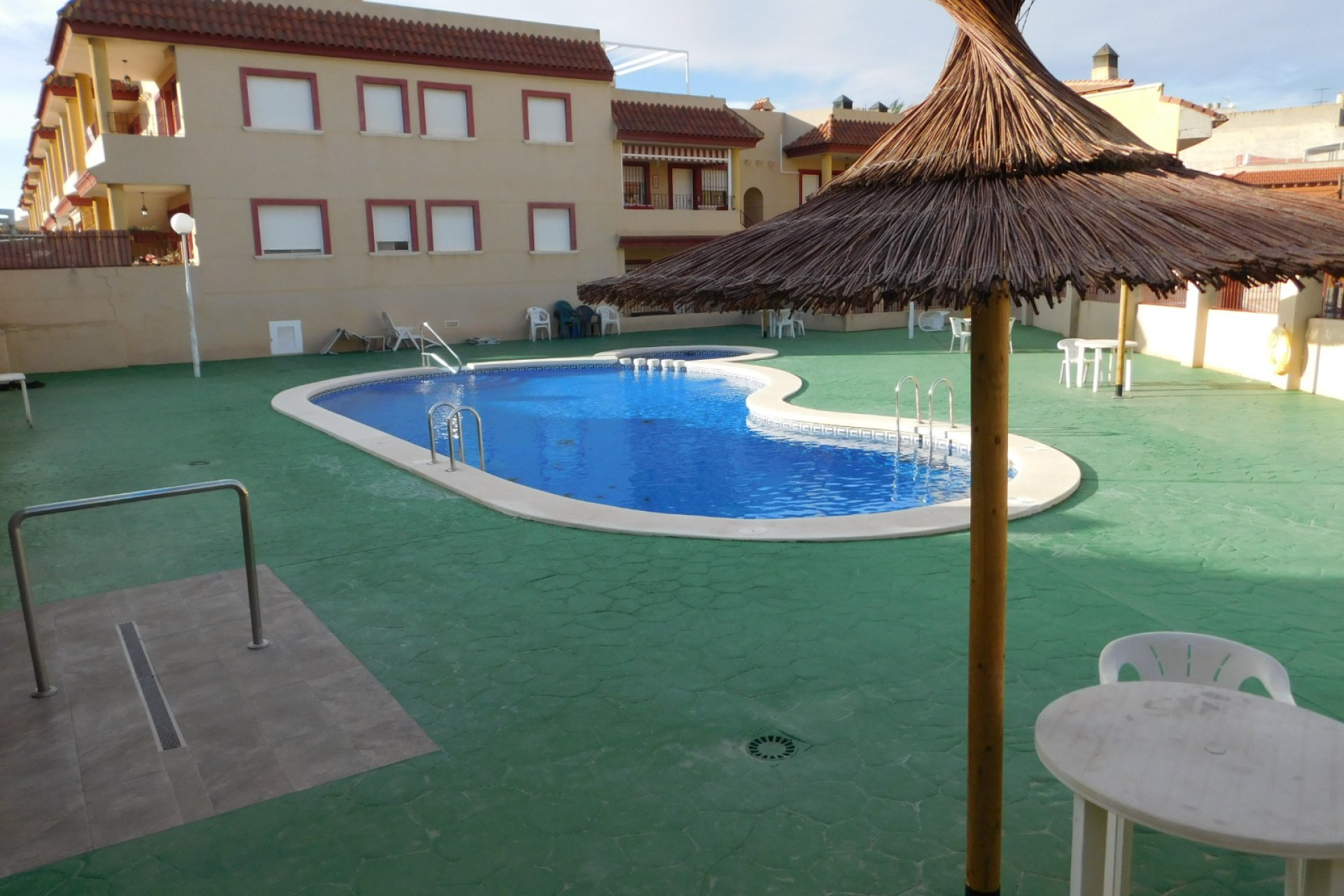 Reventa - Apartamento / Piso - Hurchillo