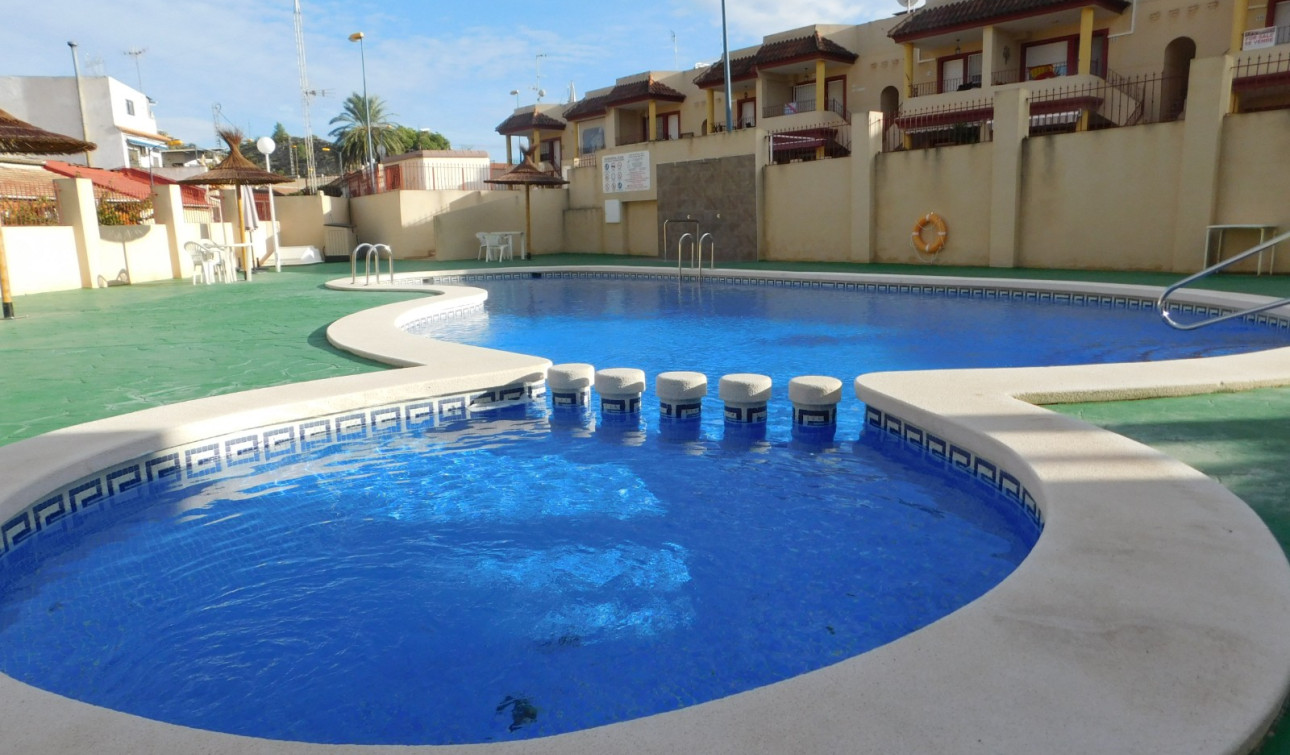 Reventa - Apartamento / Piso - Hurchillo