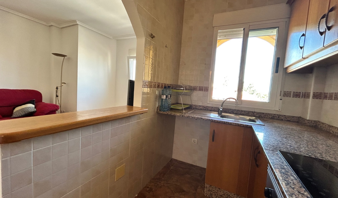 Reventa - Apartamento / Piso - Jacarilla - pueblo