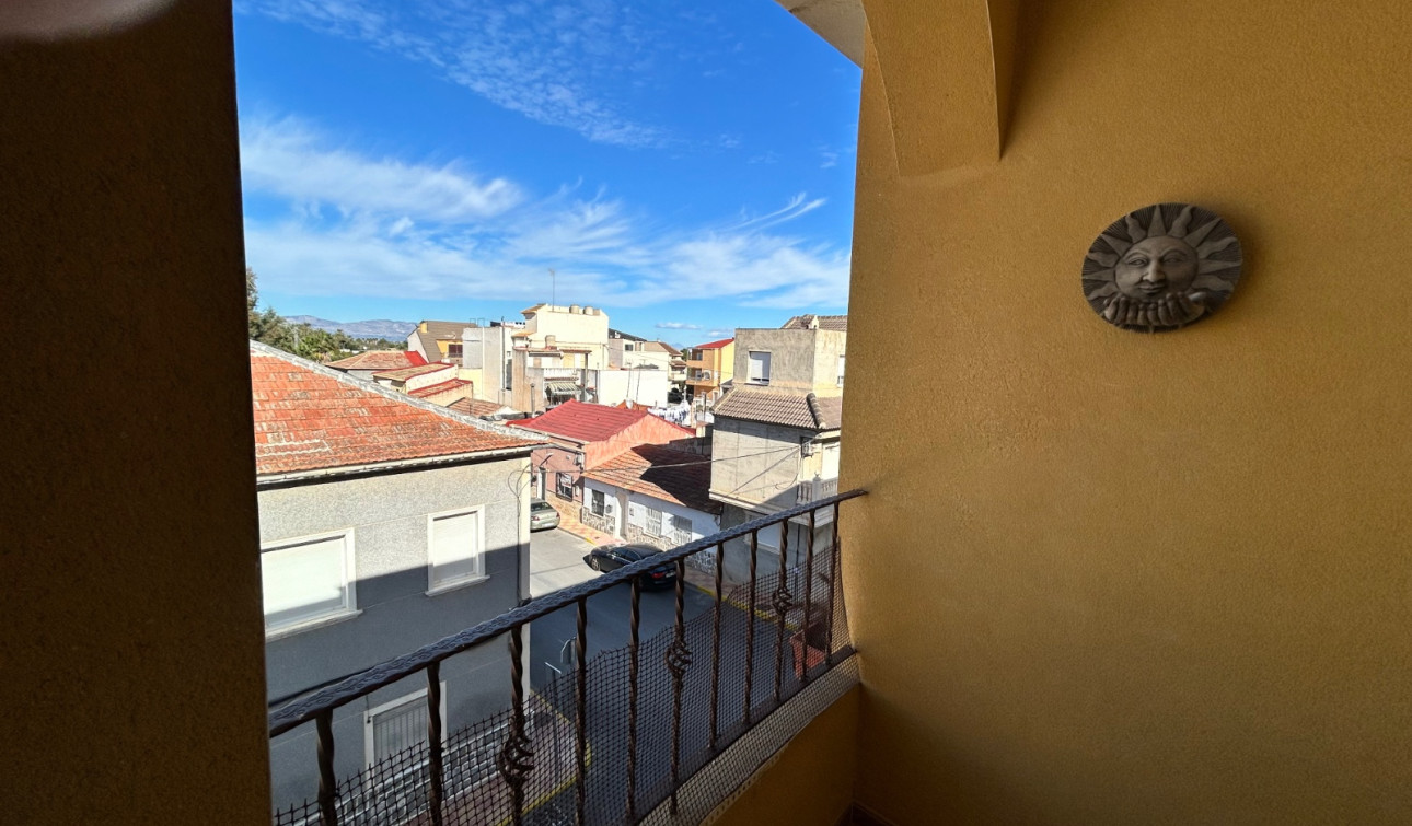 Reventa - Apartamento / Piso - Jacarilla - pueblo