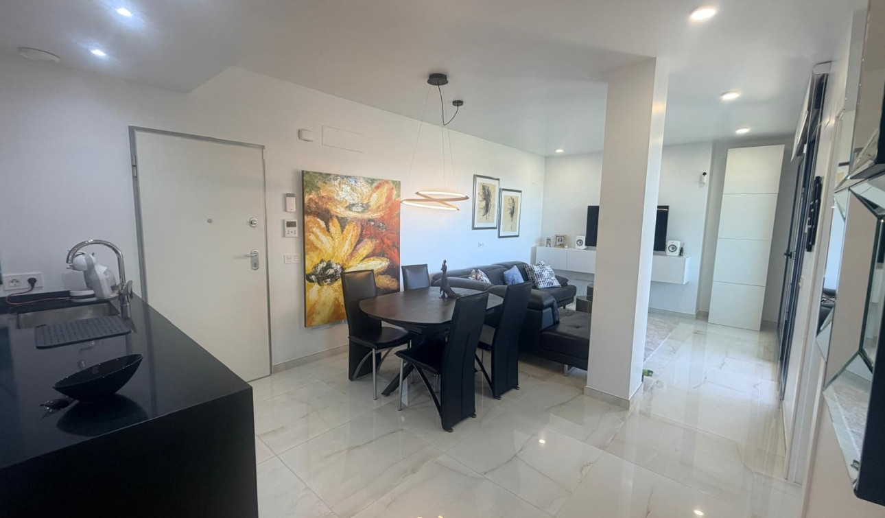 Reventa - Apartamento / Piso - Los Altos - Torrevieja