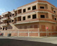 Reventa - Apartamento / Piso - Los Montesinos - Centro