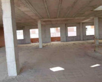 Reventa - Apartamento / Piso - Los Montesinos - Centro