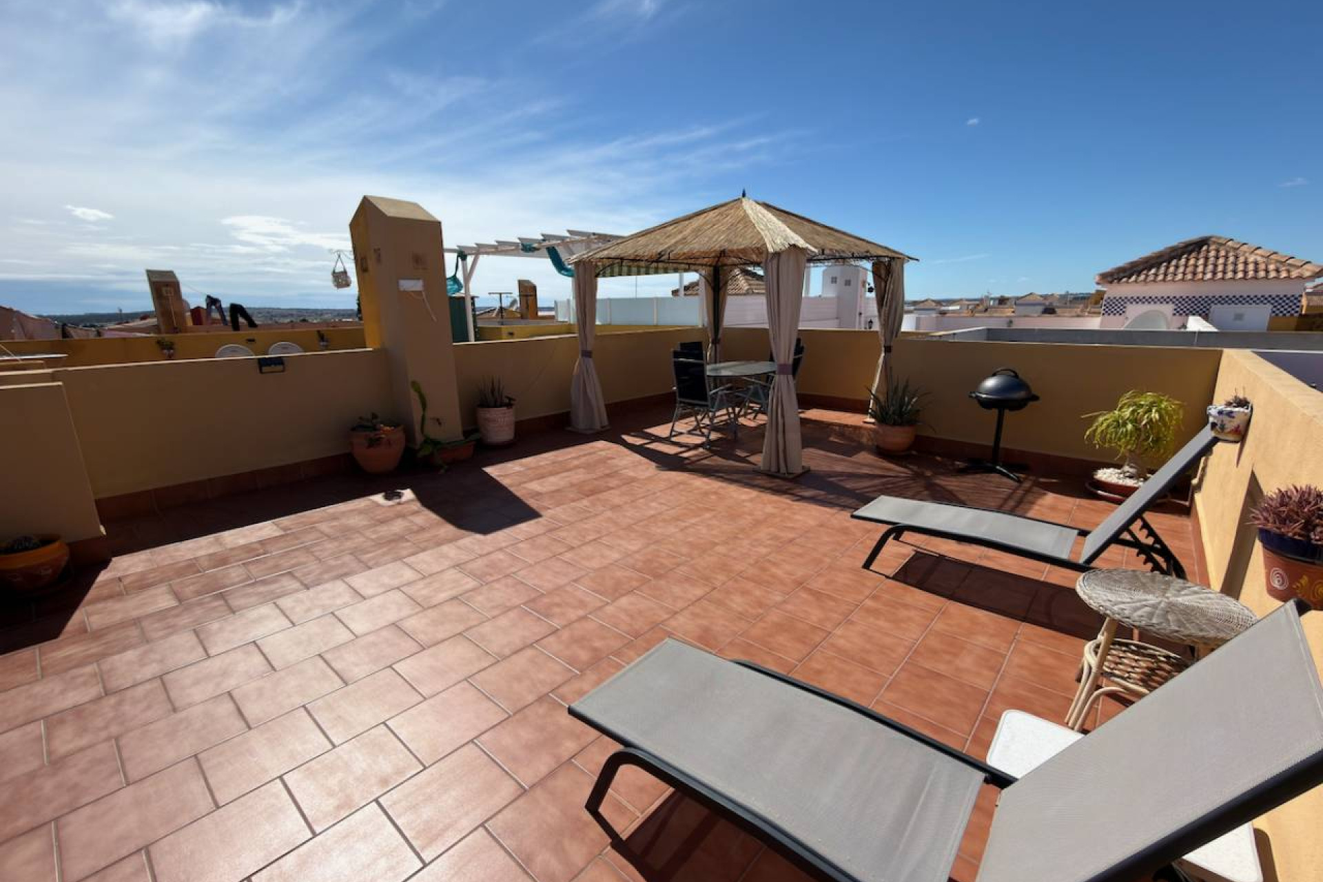 Reventa - Apartamento / Piso - Los Montesinos - La Herrada