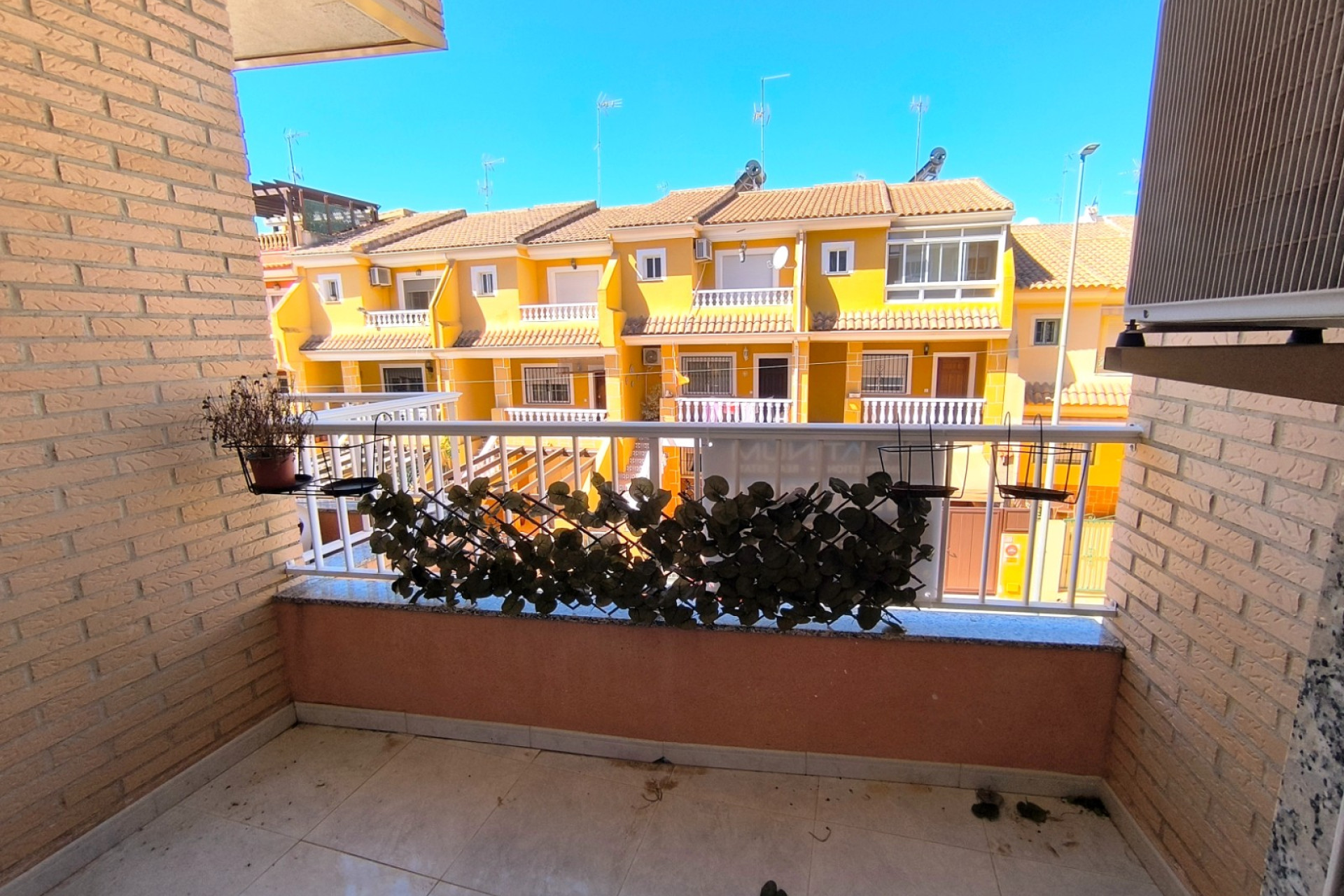 Reventa - Apartamento / Piso - Los Montesinos