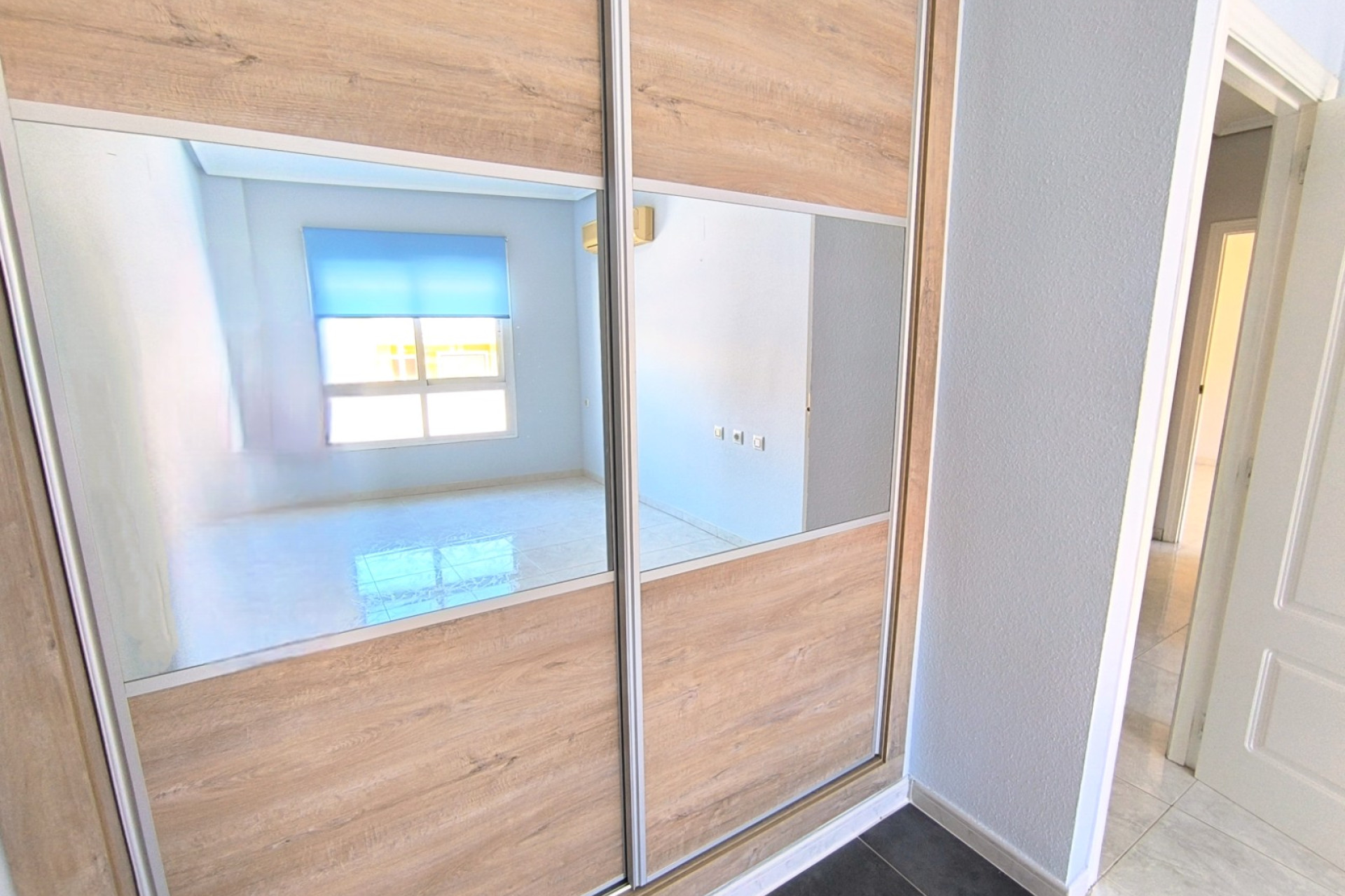 Reventa - Apartamento / Piso - Los Montesinos