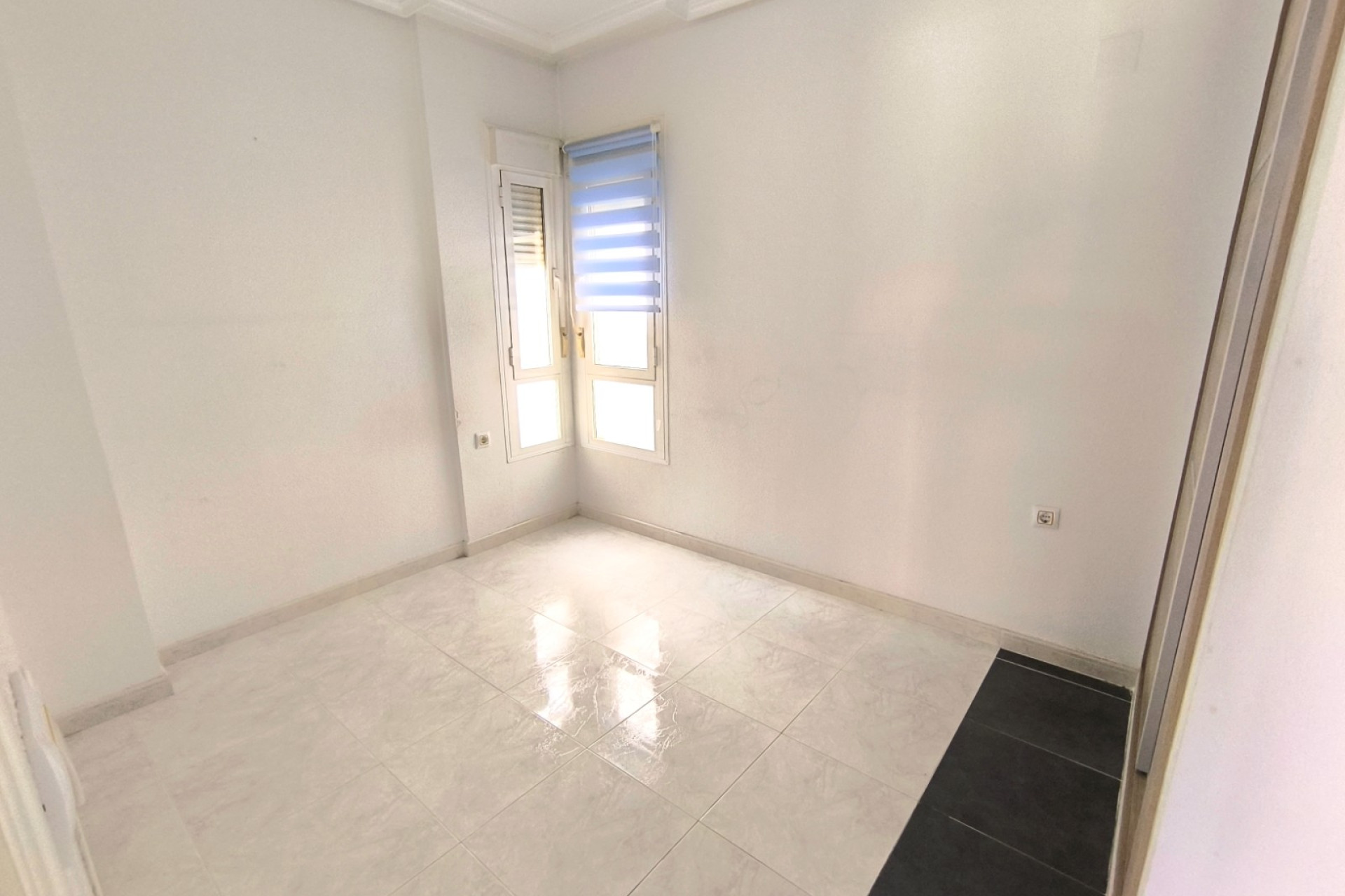 Reventa - Apartamento / Piso - Los Montesinos