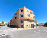 Reventa - Apartamento / Piso - Los Montesinos