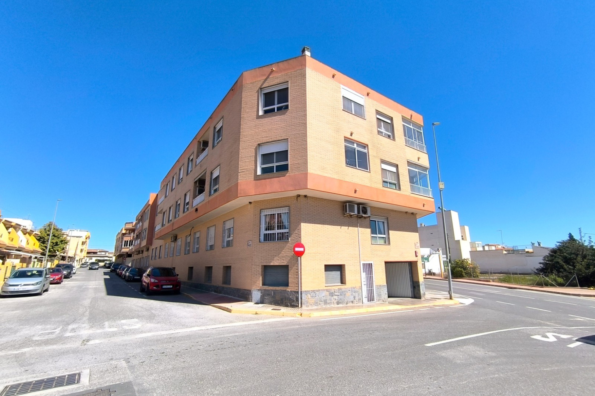 Reventa - Apartamento / Piso - Los Montesinos