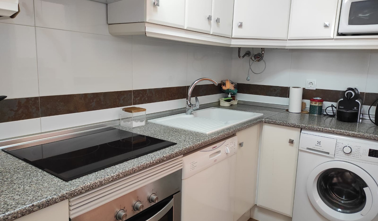 Reventa - Apartamento / Piso - Mil Palmeras