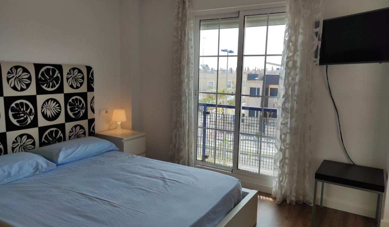 Reventa - Apartamento / Piso - Mil Palmeras