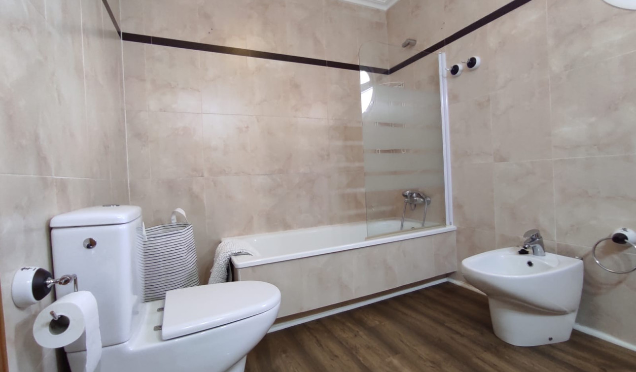 Reventa - Apartamento / Piso - Mil Palmeras