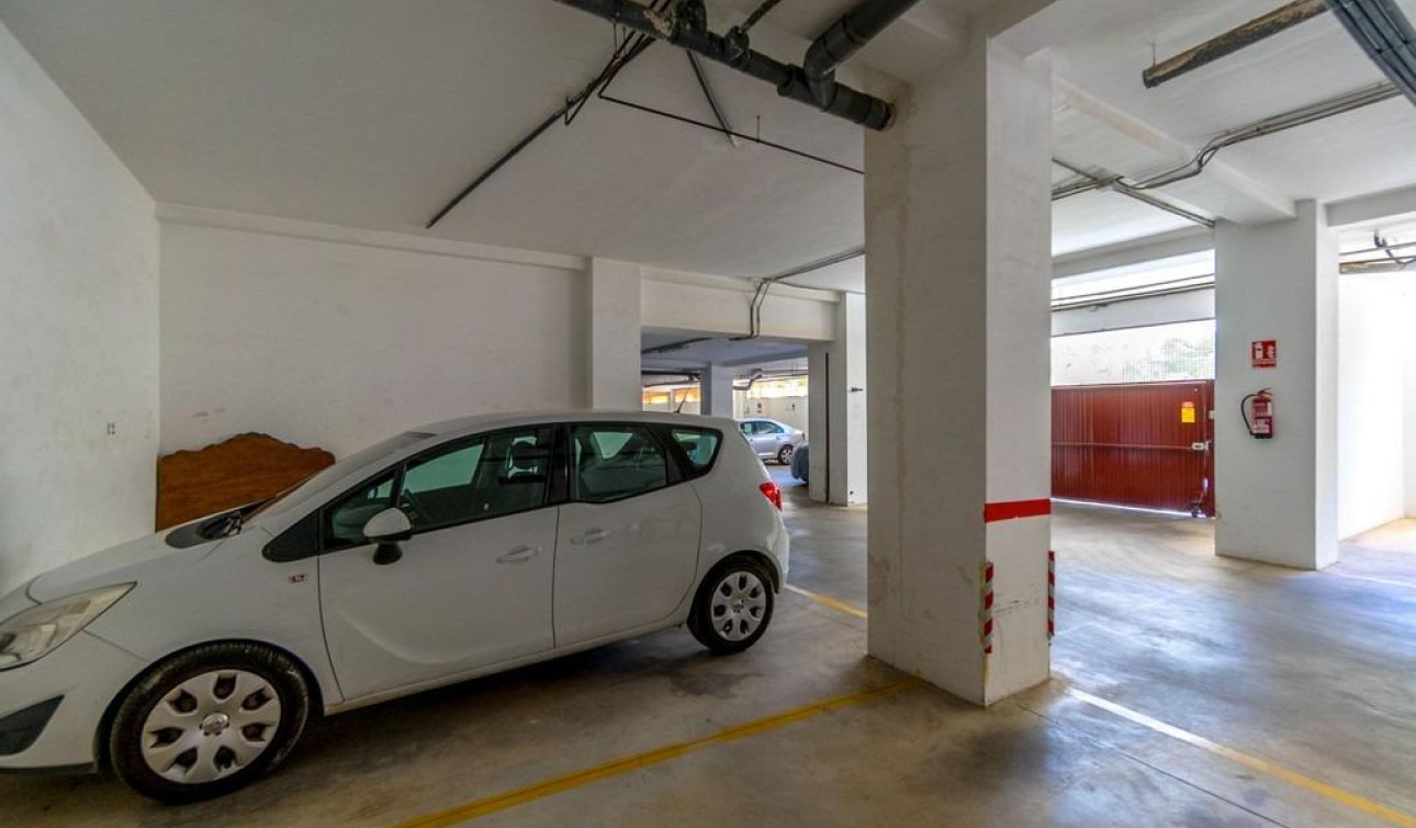 Reventa - Apartamento / Piso - Orihuela Costa - Altos de Campoamor