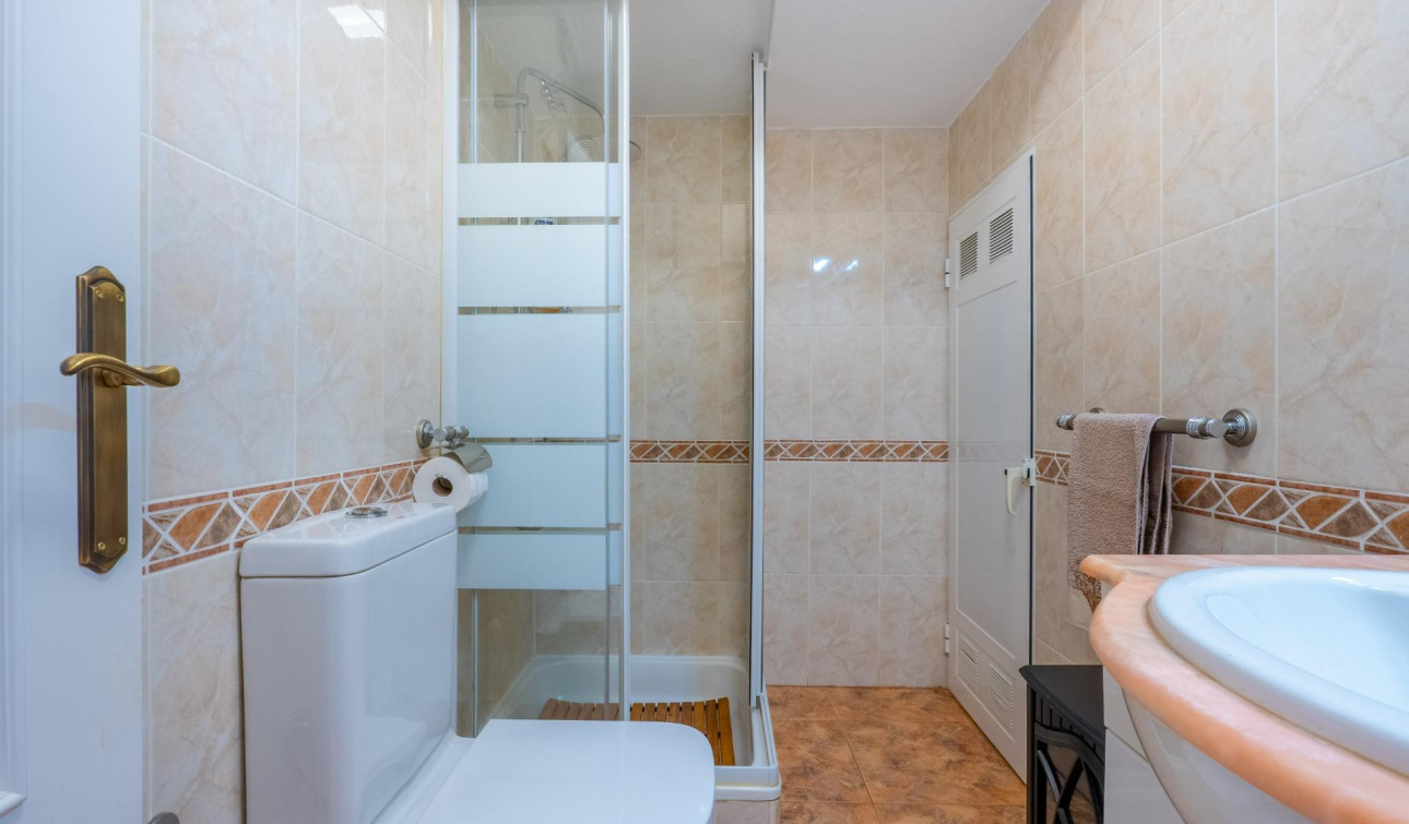 Reventa - Apartamento / Piso - Orihuela Costa - La Regia