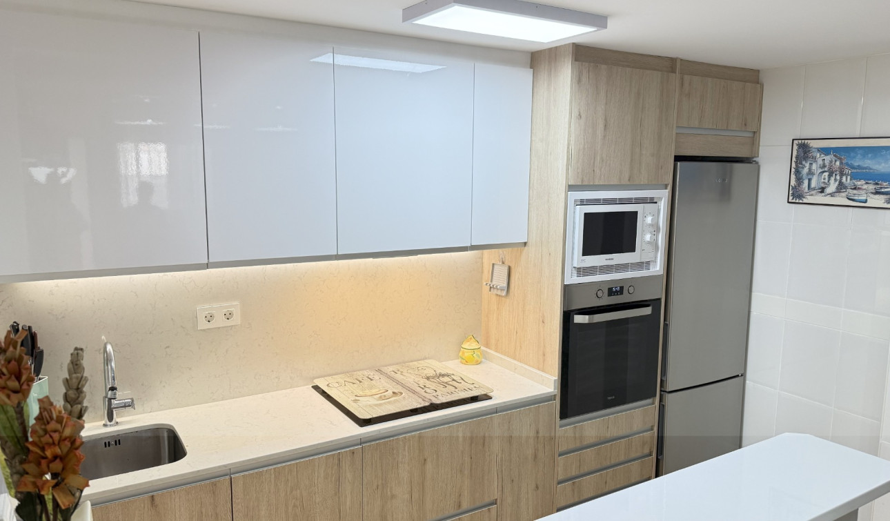 Reventa - Apartamento / Piso - Orihuela Costa - La Zenia