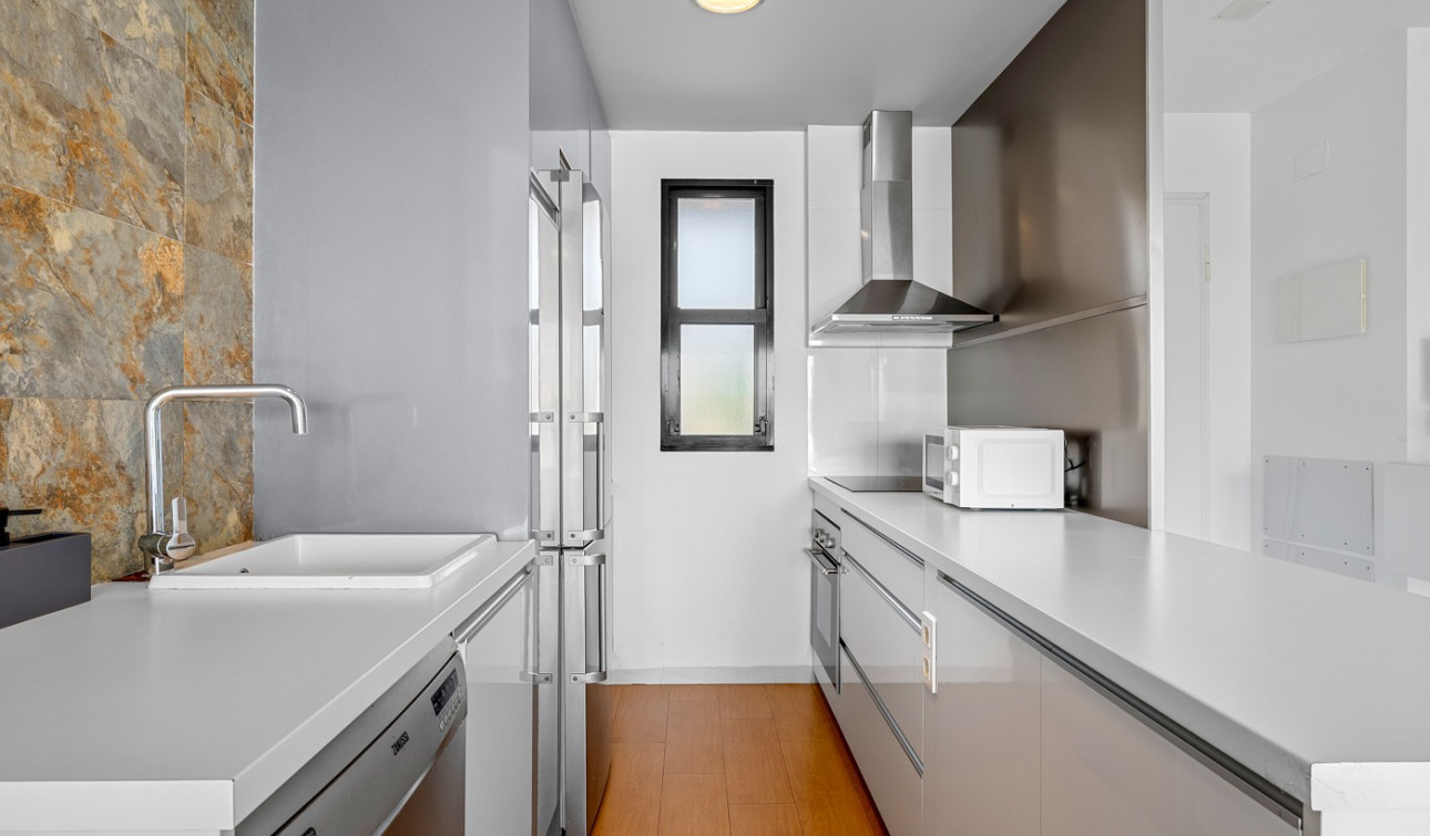 Reventa - Apartamento / Piso - Orihuela Costa - La Zenia