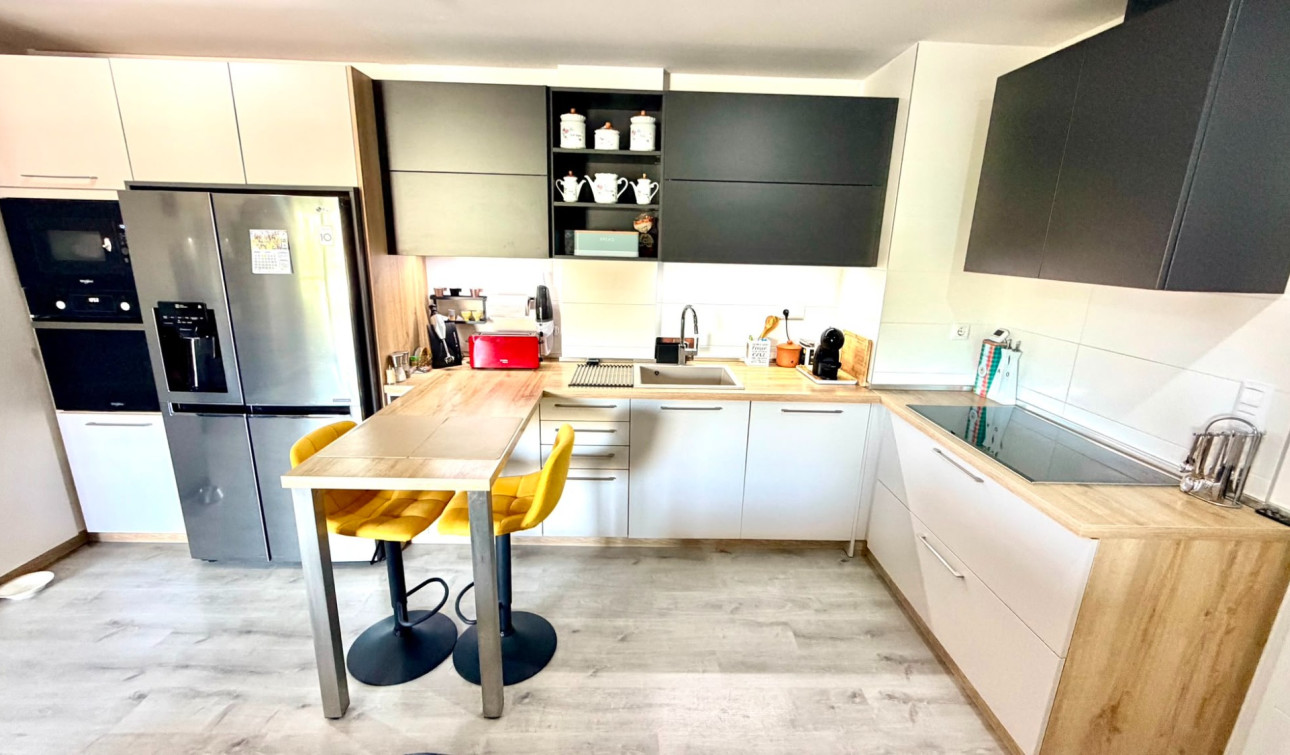 Reventa - Apartamento / Piso - Orihuela Costa - La Zenia