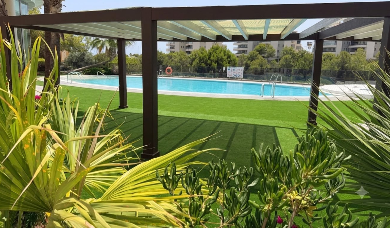 Reventa - Apartamento / Piso - Orihuela Costa - La Zenia