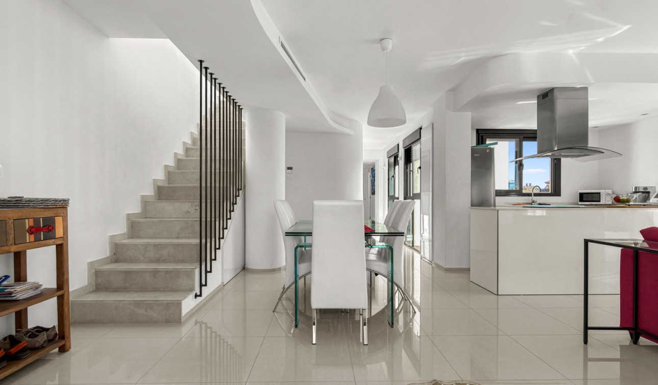 Reventa - Apartamento / Piso - Orihuela Costa - La Zenia