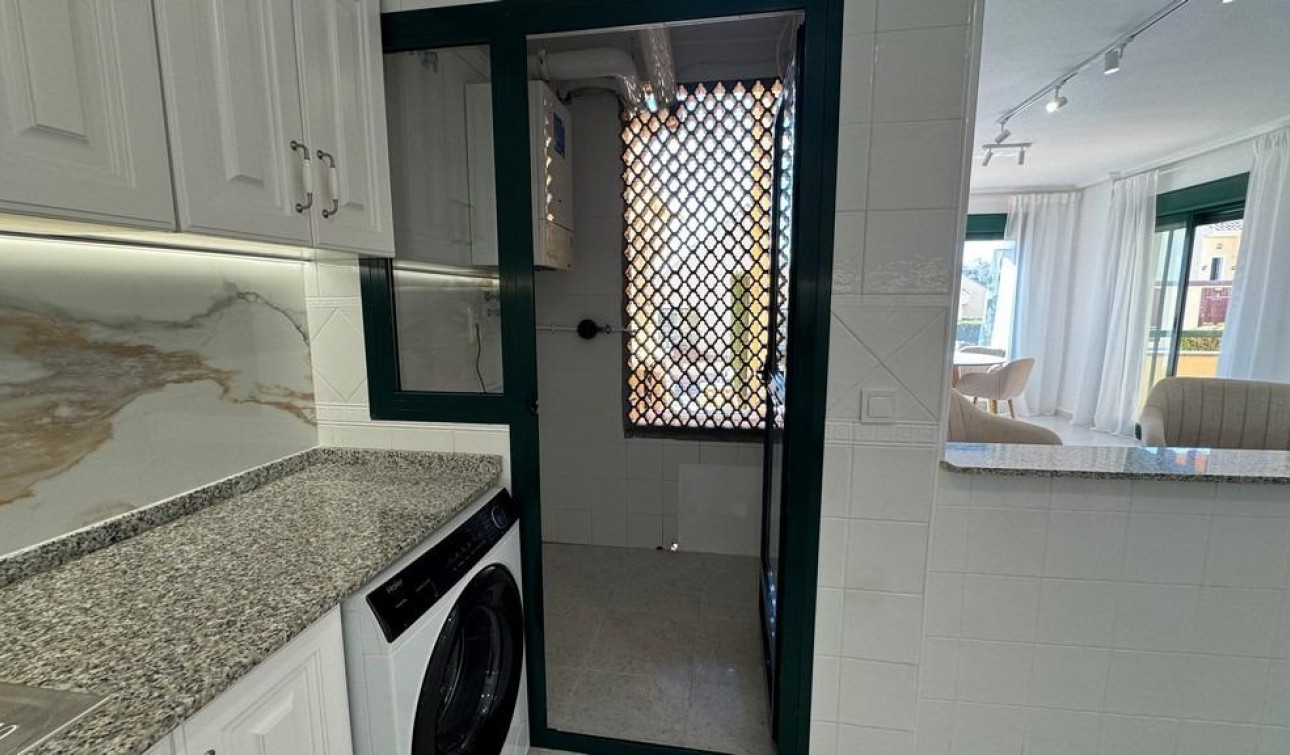 Reventa - Apartamento / Piso - Orihuela Costa - Las Filipinas