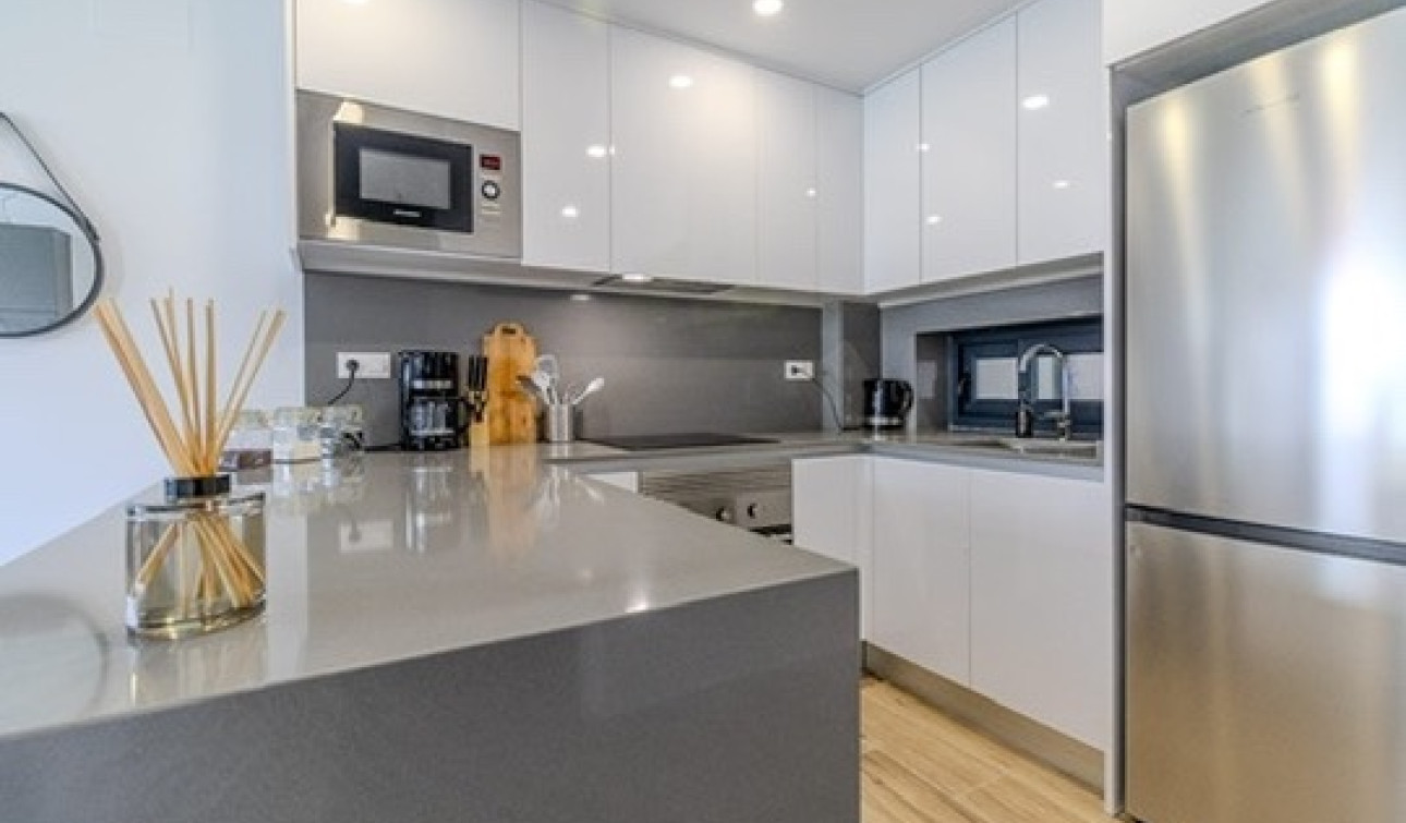 Reventa - Apartamento / Piso - Orihuela Costa - Las Filipinas