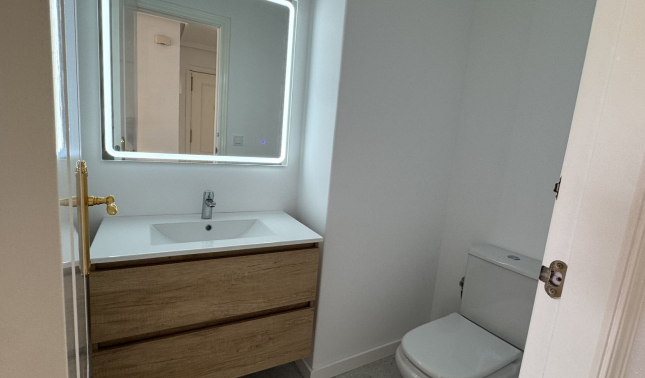 Reventa - Apartamento / Piso - Orihuela Costa - Lomas de Campoamor