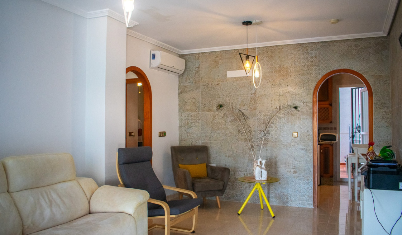 Reventa - Apartamento / Piso - Orihuela Costa - Los Dolses