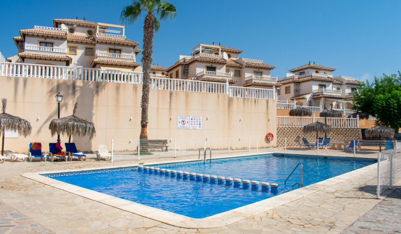 Reventa - Apartamento / Piso - Orihuela Costa - Los Dolses