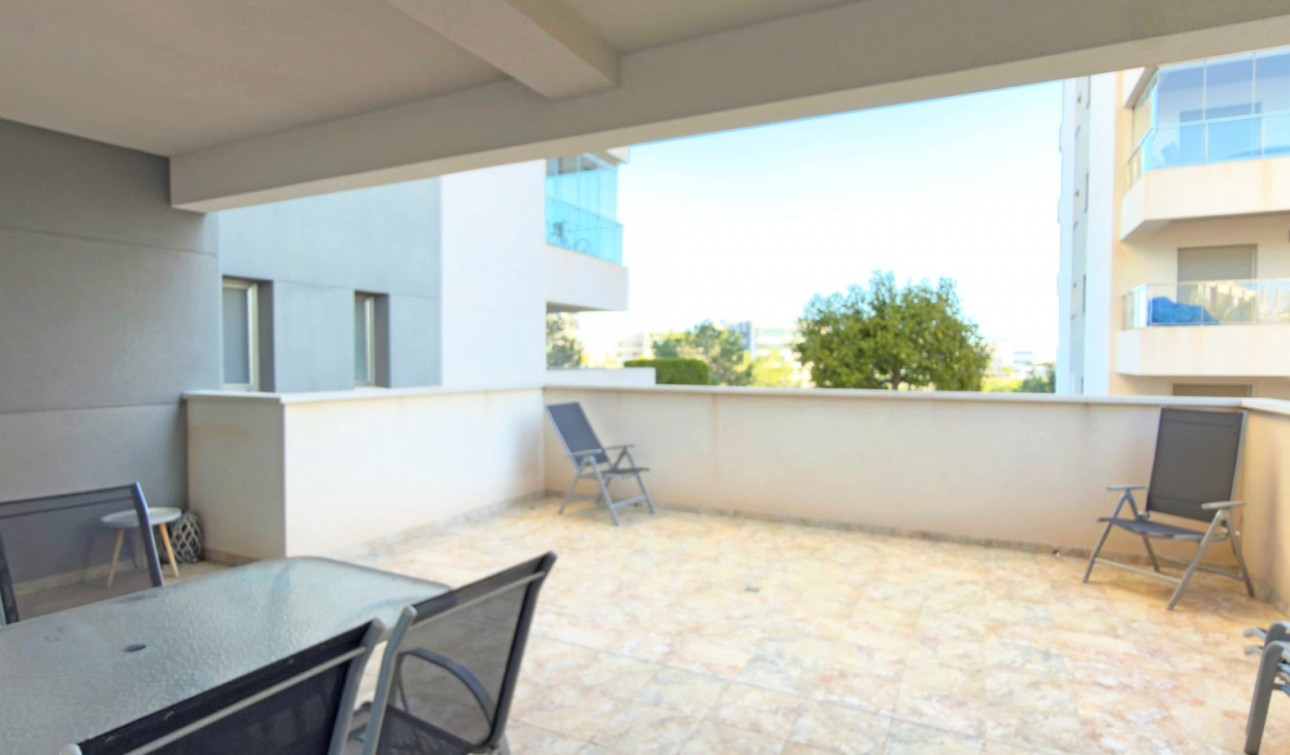 Reventa - Apartamento / Piso - Orihuela Costa - Los Dolses