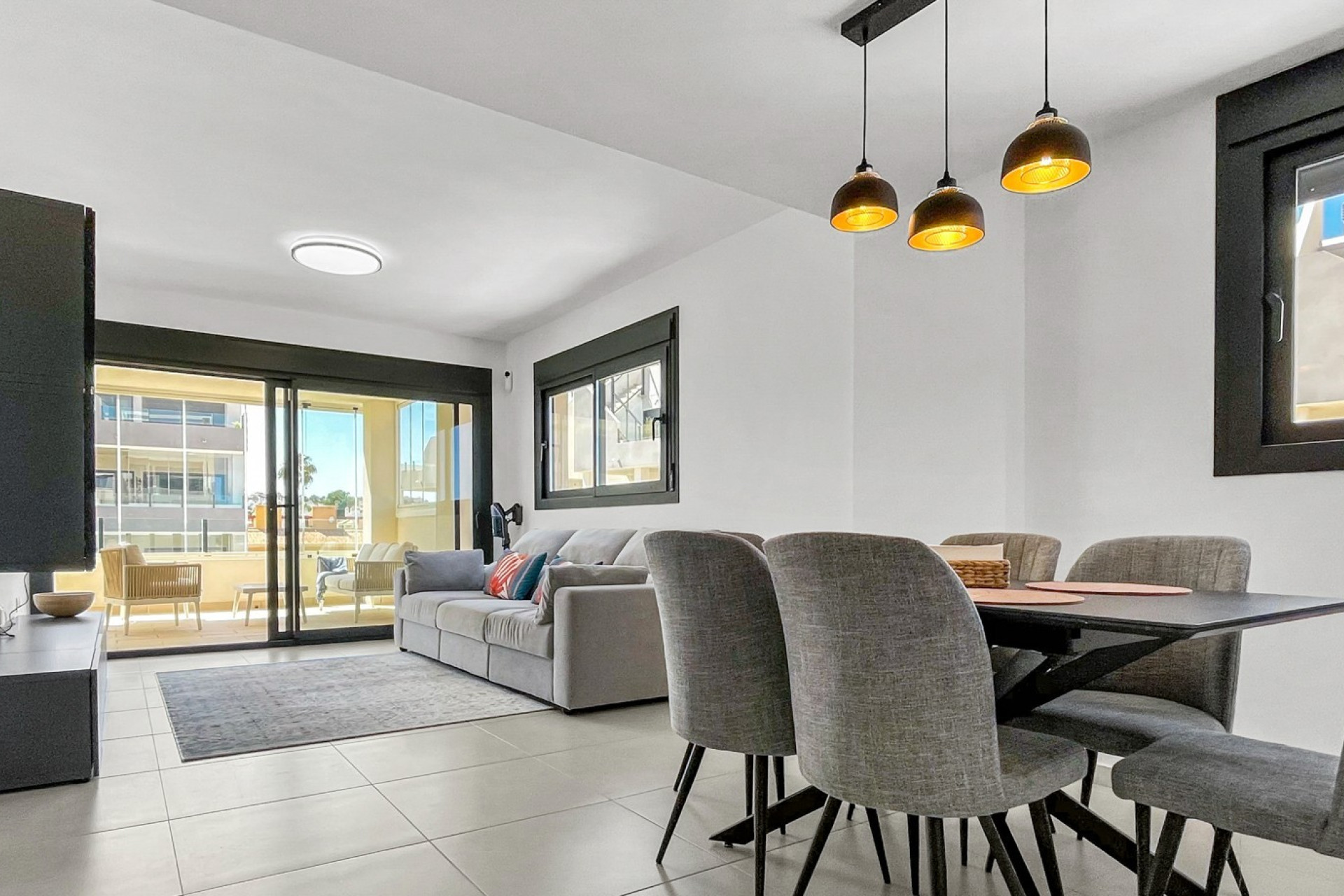 Reventa - Apartamento / Piso - Orihuela Costa - Los Dolses