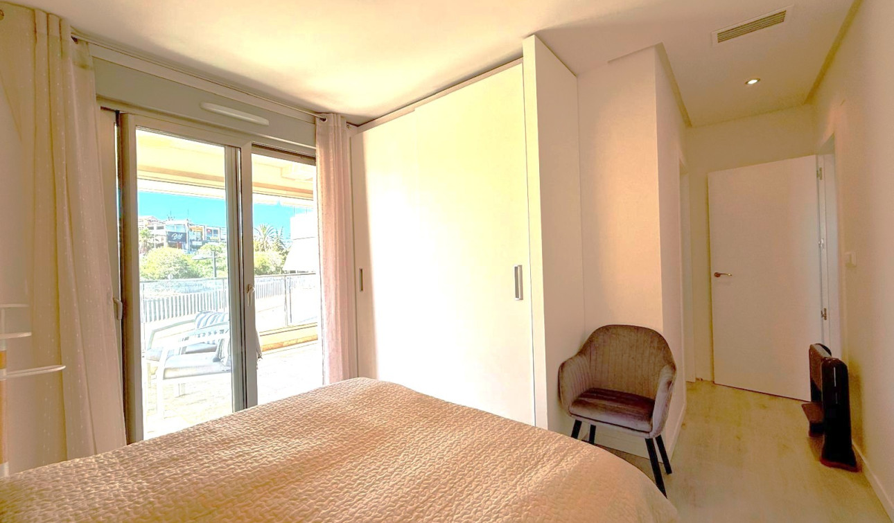 Reventa - Apartamento / Piso - Orihuela Costa - Los Dolses