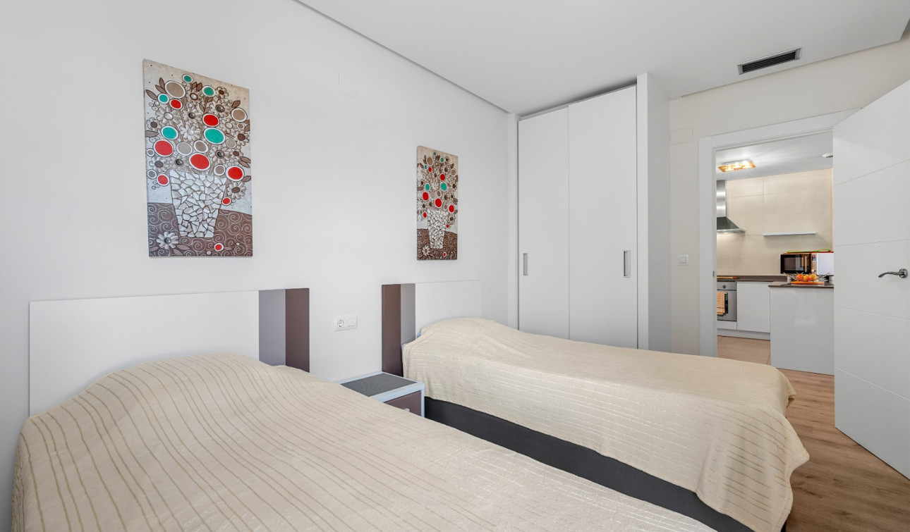 Reventa - Apartamento / Piso - Orihuela Costa - Los Dolses