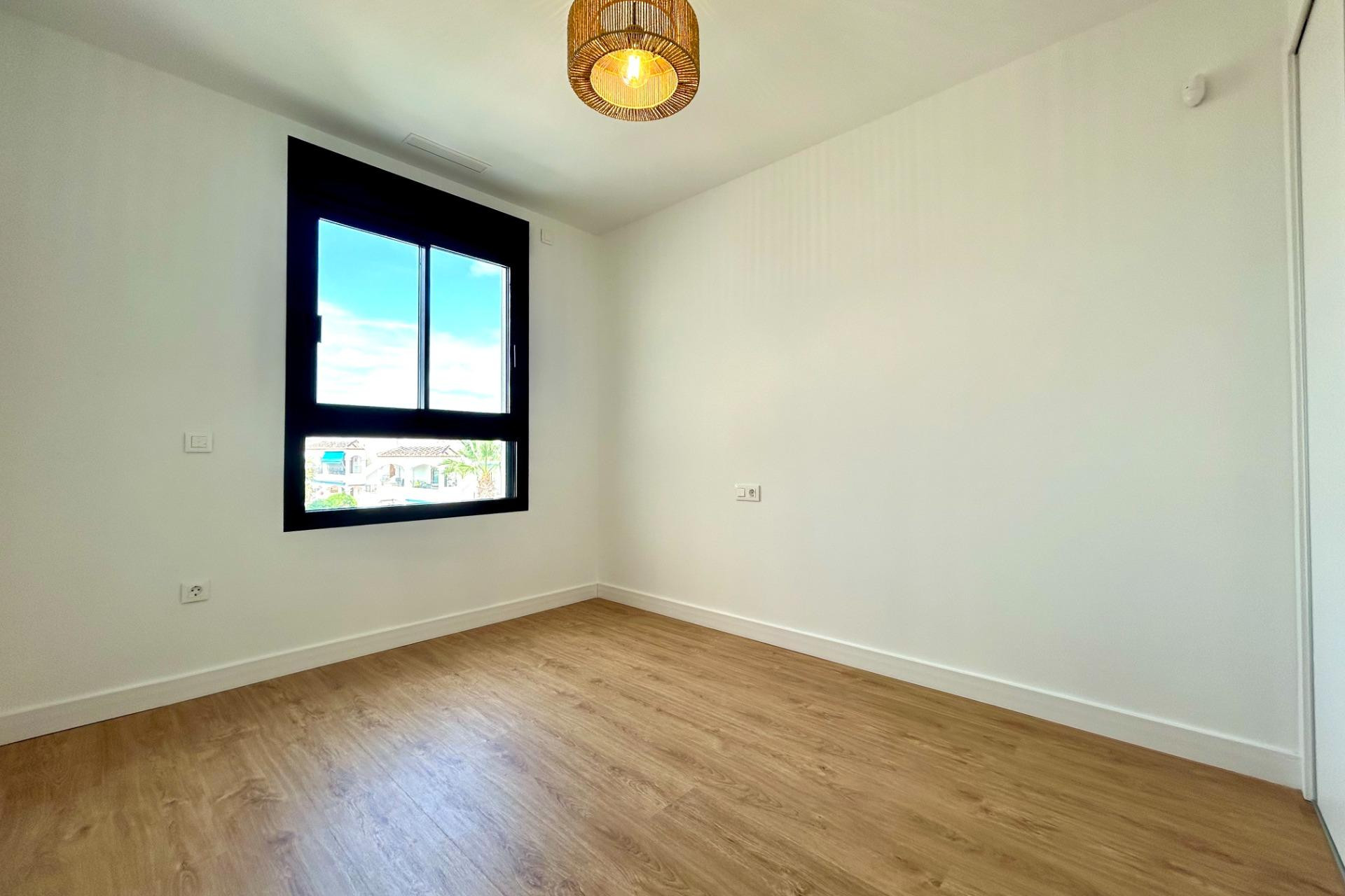 Reventa - Apartamento / Piso - Orihuela Costa - PAU 8