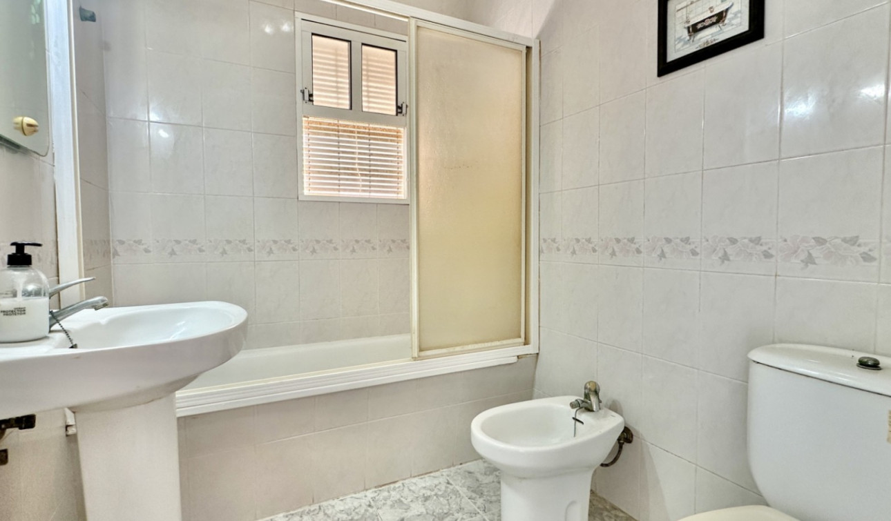 Reventa - Apartamento / Piso - Orihuela Costa - Playa Flamenca