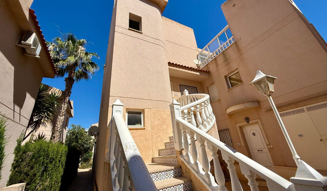Reventa - Apartamento / Piso - Orihuela Costa - Playa Flamenca
