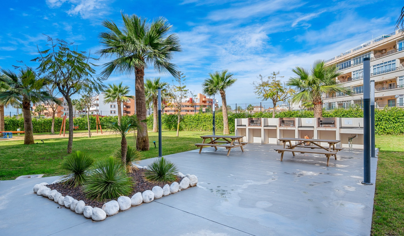 Reventa - Apartamento / Piso - Orihuela Costa - Playa Flamenca